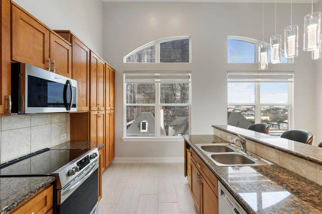 1010 Rosine Street - Photo 1