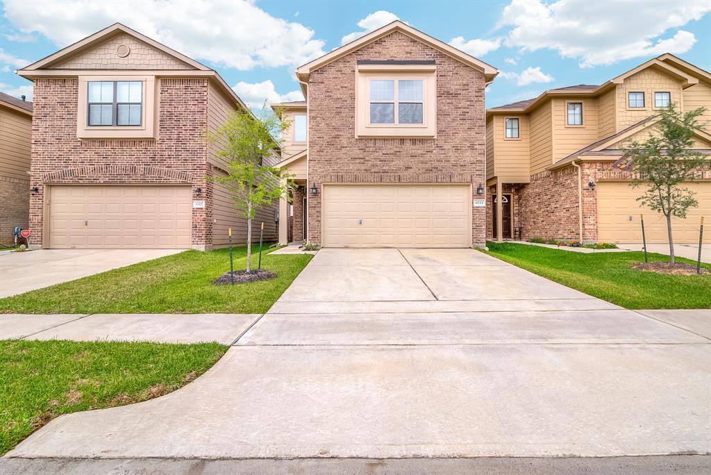 6711 Honey Harvest Lane - Photo 1
