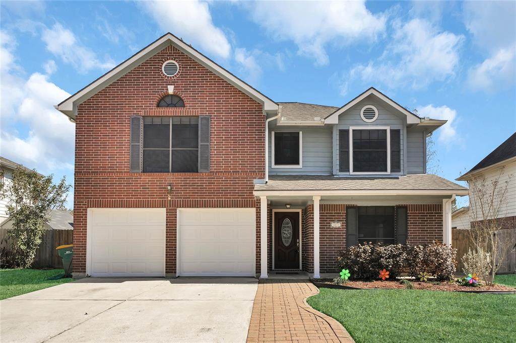 1011 Canterbury Drive - Photo 1