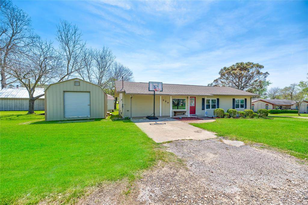 220 Teal Circle - Photo 1