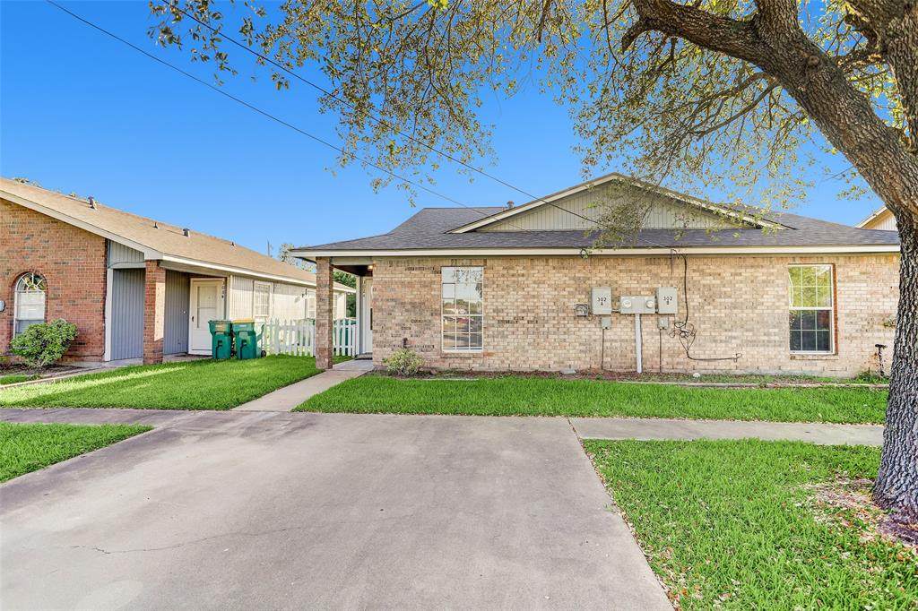302 Westward Avenue - Photo 1
