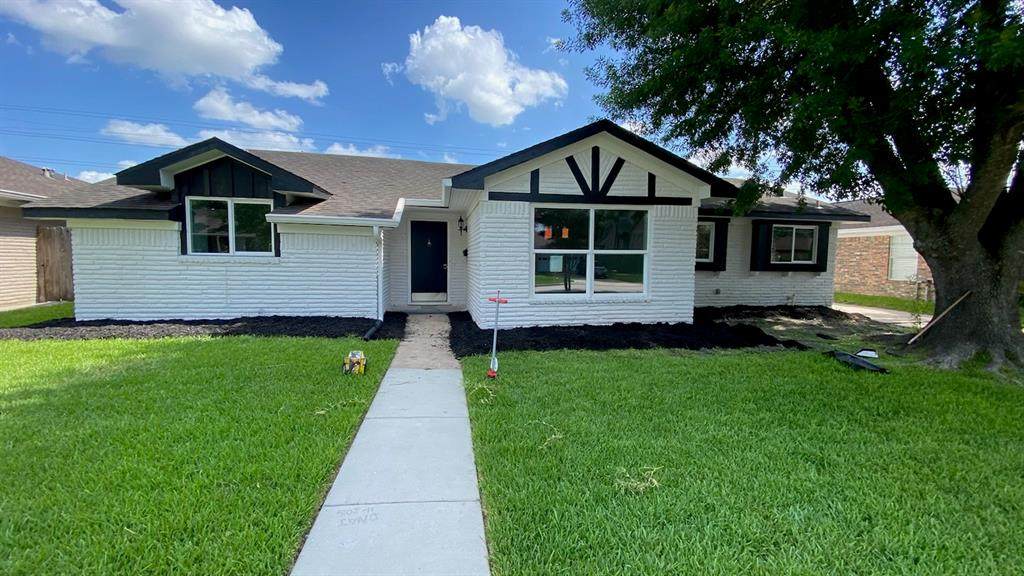 5439 Lymbar Drive - Photo 1