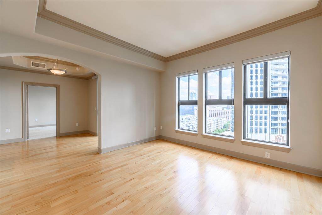 1200 Post Oak Boulevard - Photo 1