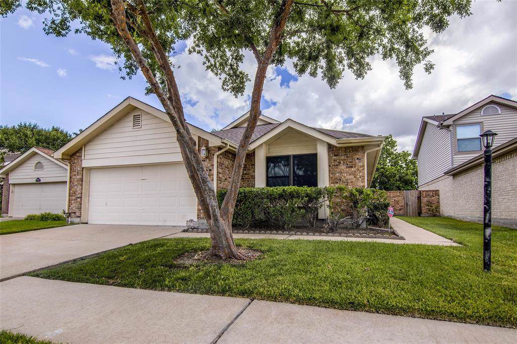 12718 Village Square Drive - Photo 1