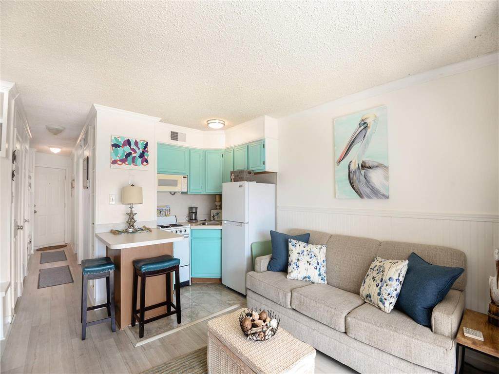 6102 Seawall Boulevard - Photo 1