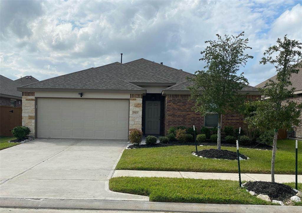 15423 Paxton Woods Drive - Photo 1
