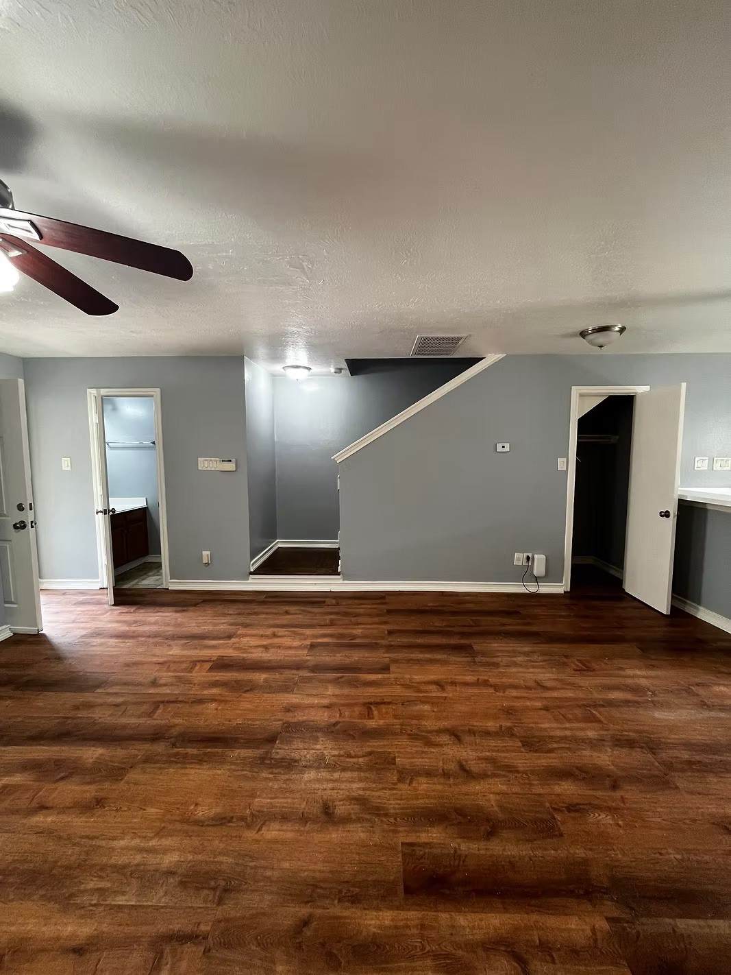 1013 Ruthven Street - Photo 1