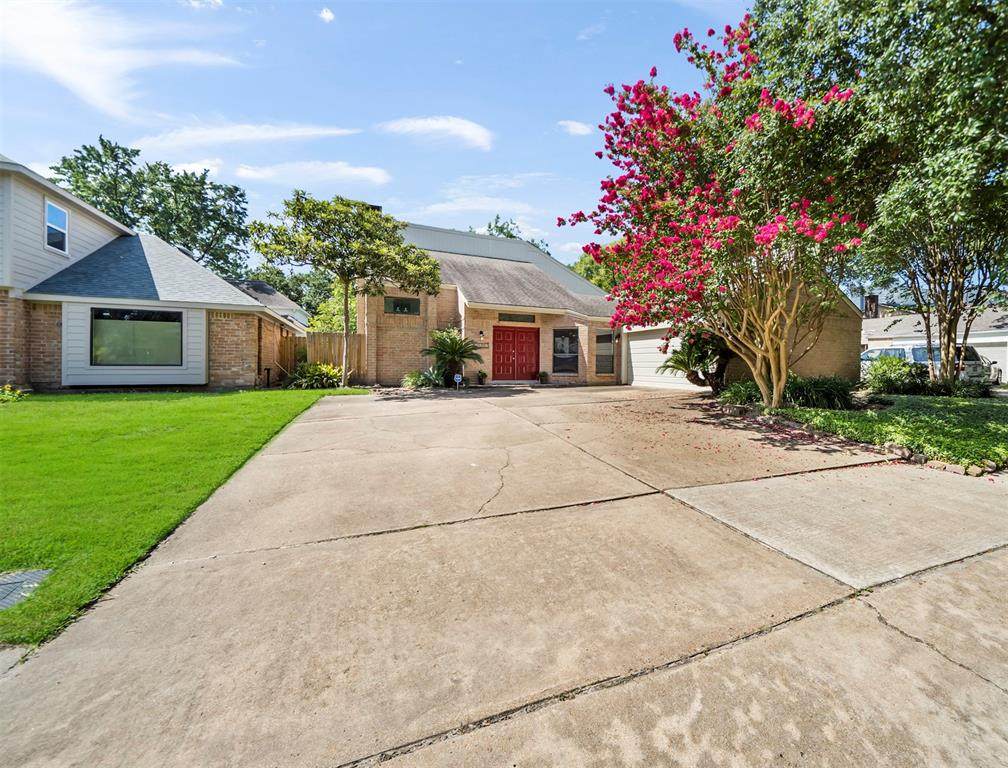 10307 Meadow Lake Lane - Photo 1