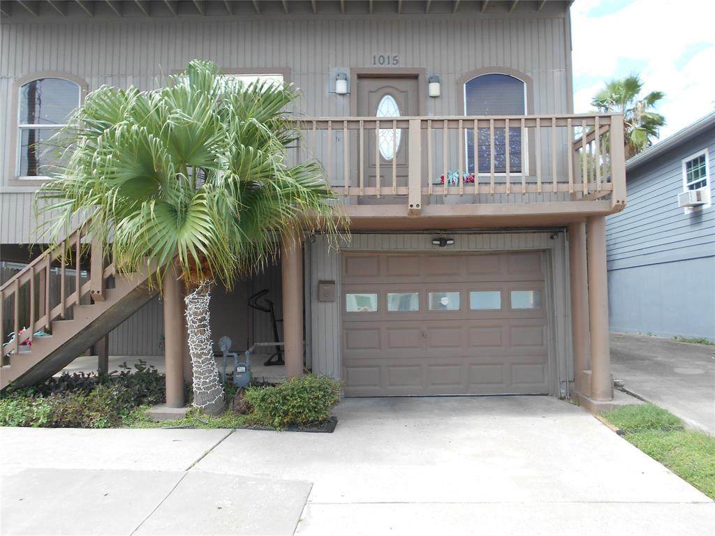 1015 11th Street - Photo 1