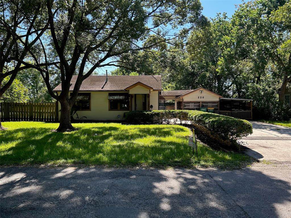 220 Avenue B - Photo 1