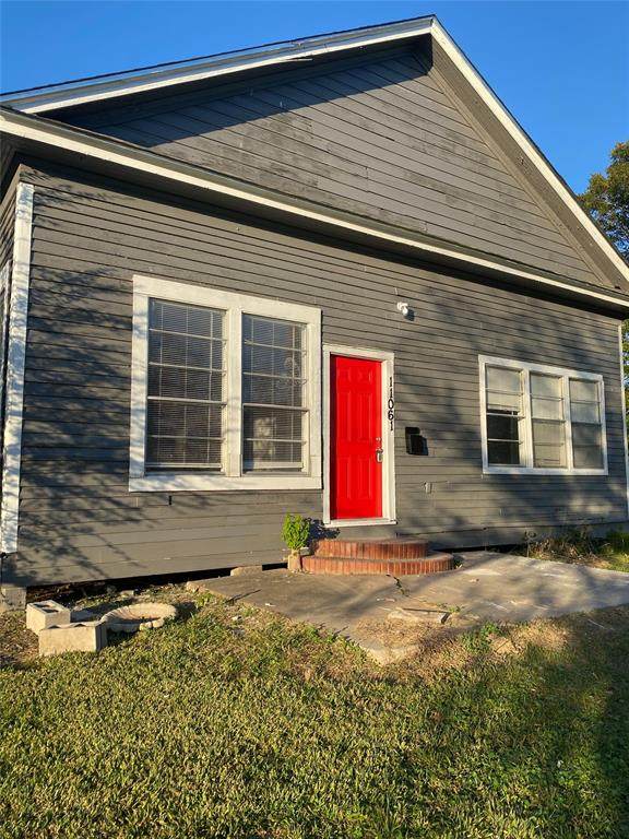 11061 Mahon Lane - Photo 1