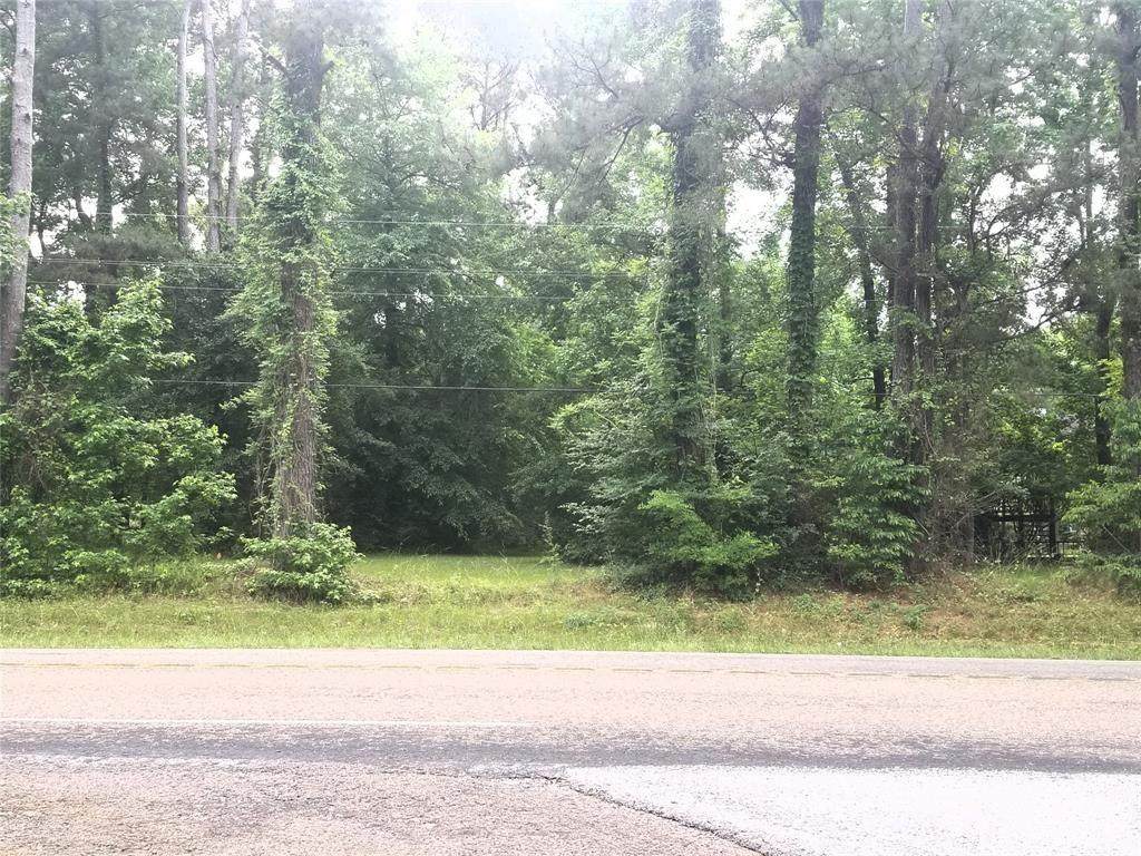 526 Hwy 156 - Photo 1