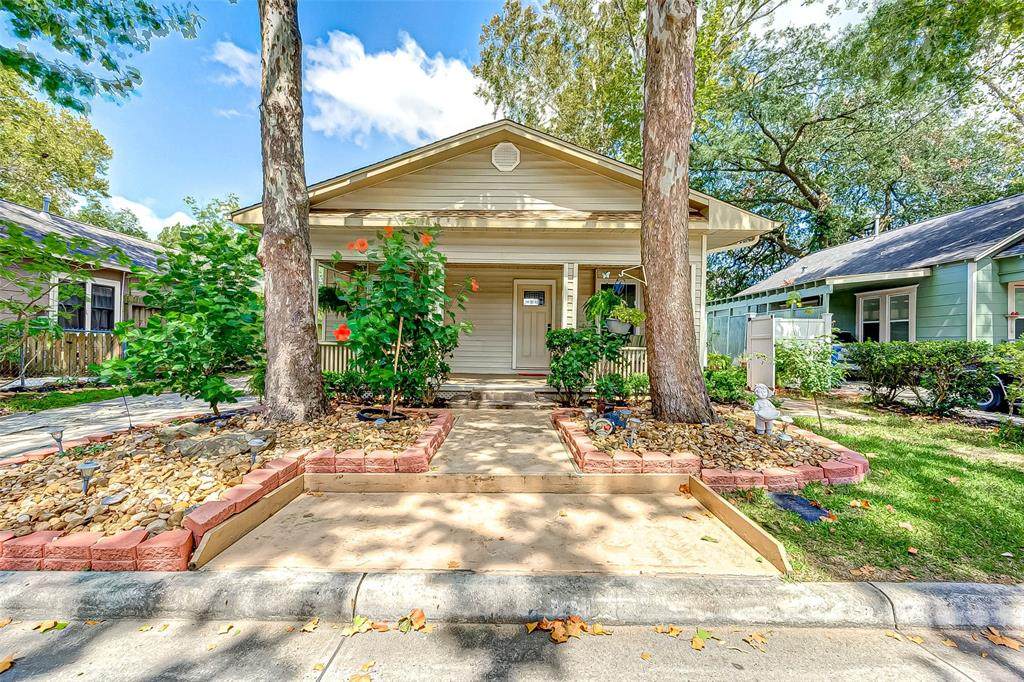 705 Granberry Street - Photo 1