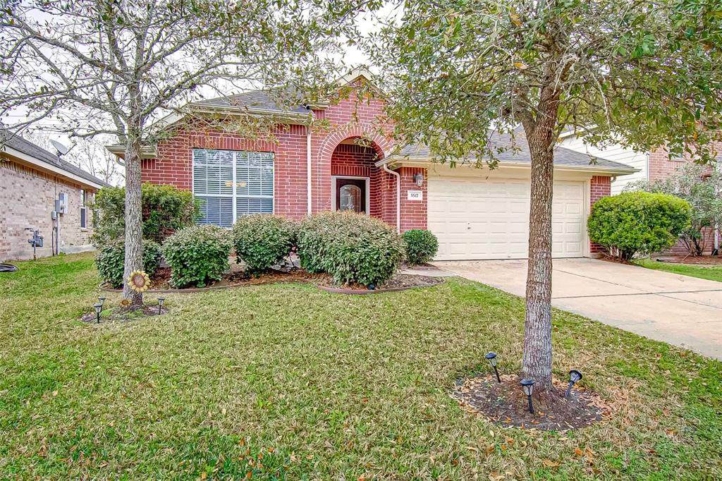 5517 Savannah Woods Lane - Photo 1