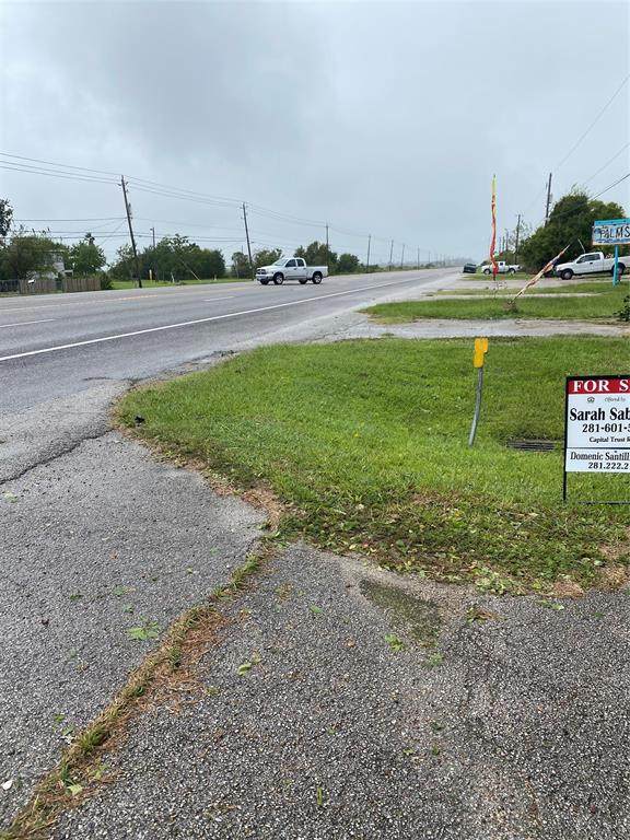4716 Highway 6 - Photo 1