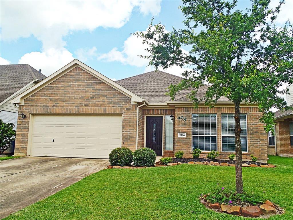 2306 Tarrytown Crossing Drive - Photo 1 2306 Tarrytown Crossing Drive - Photo 1