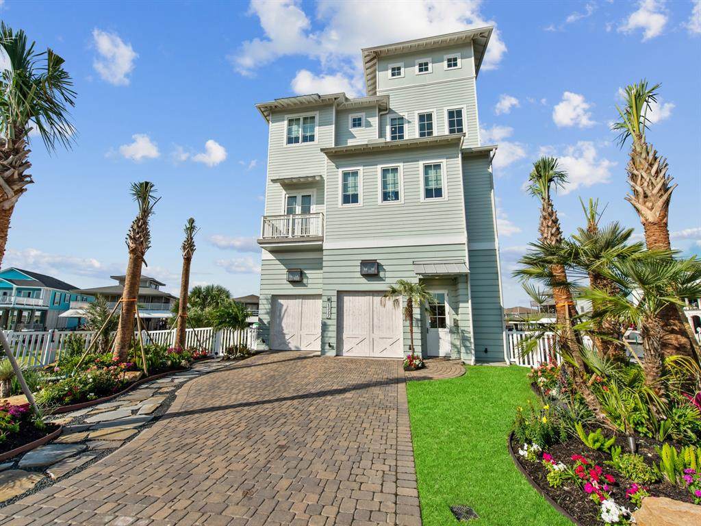 1327 Hawaii Drive - Photo 1