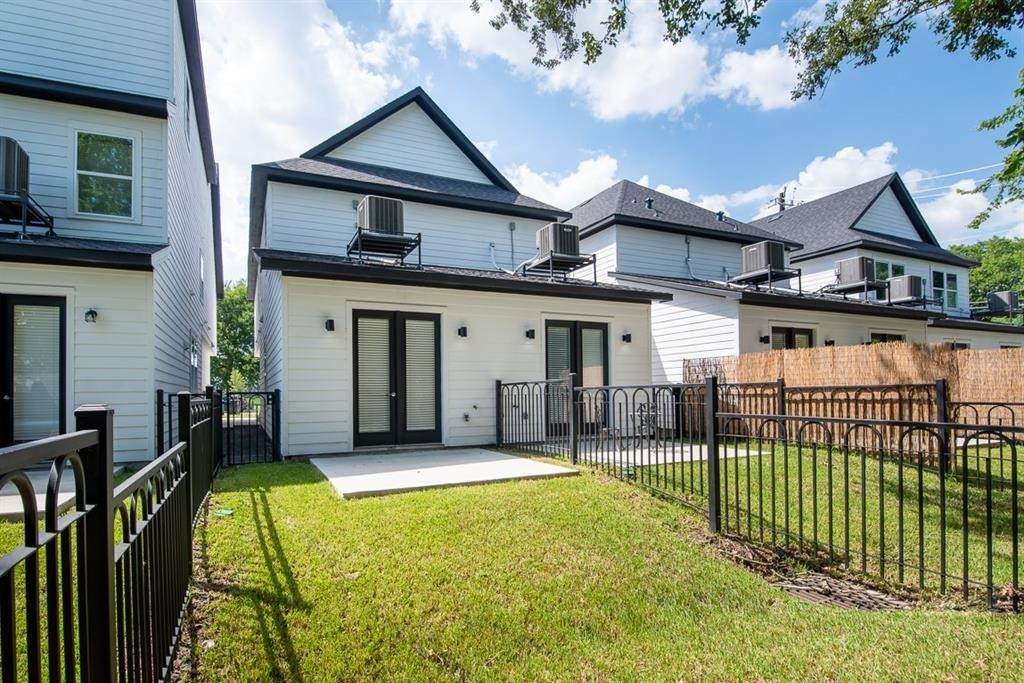 5115 Briscoe Street - Photo 1