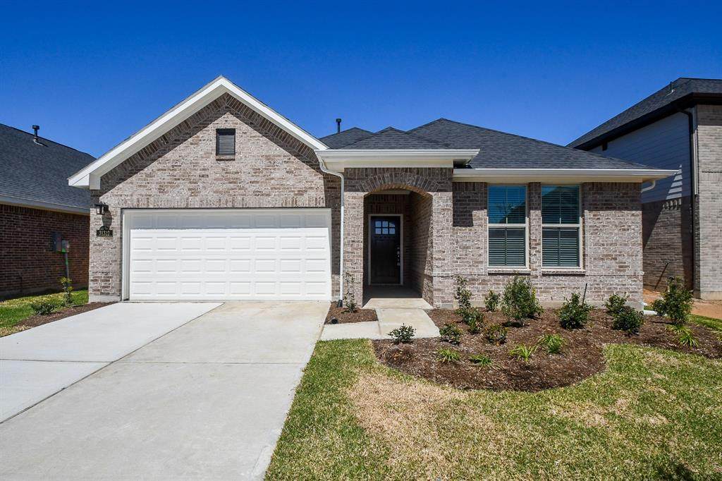 31322 Horseshoe Meadow Bend Lane - Photo 1