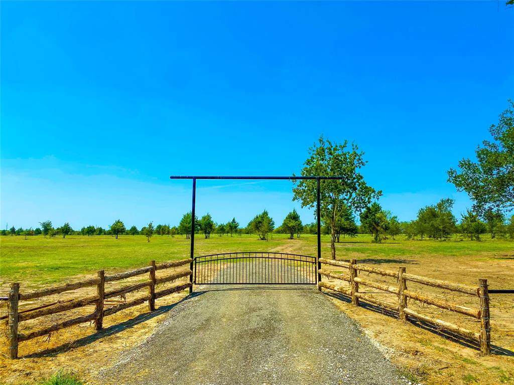 TBD Fm 2555 - Photo 1