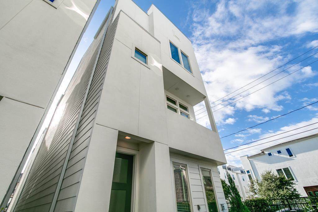 2723 Clay Street - Photo 1