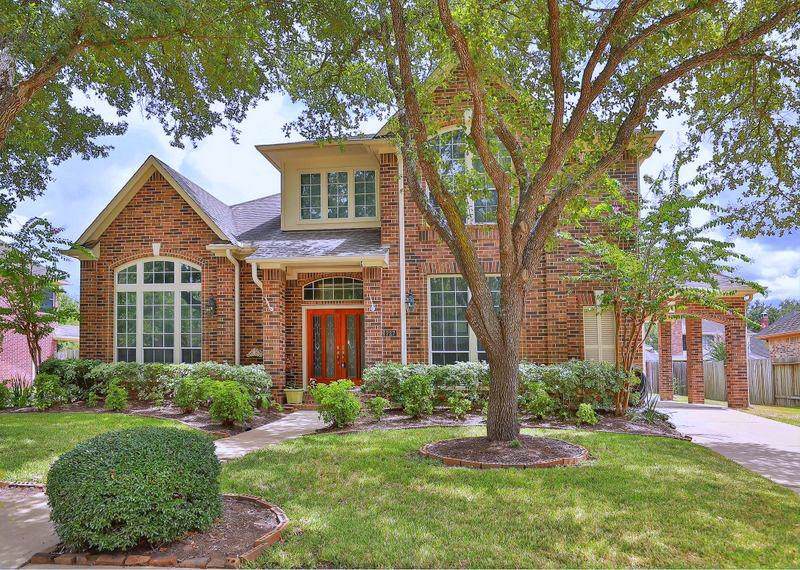 727 Winston Lane - Photo 1