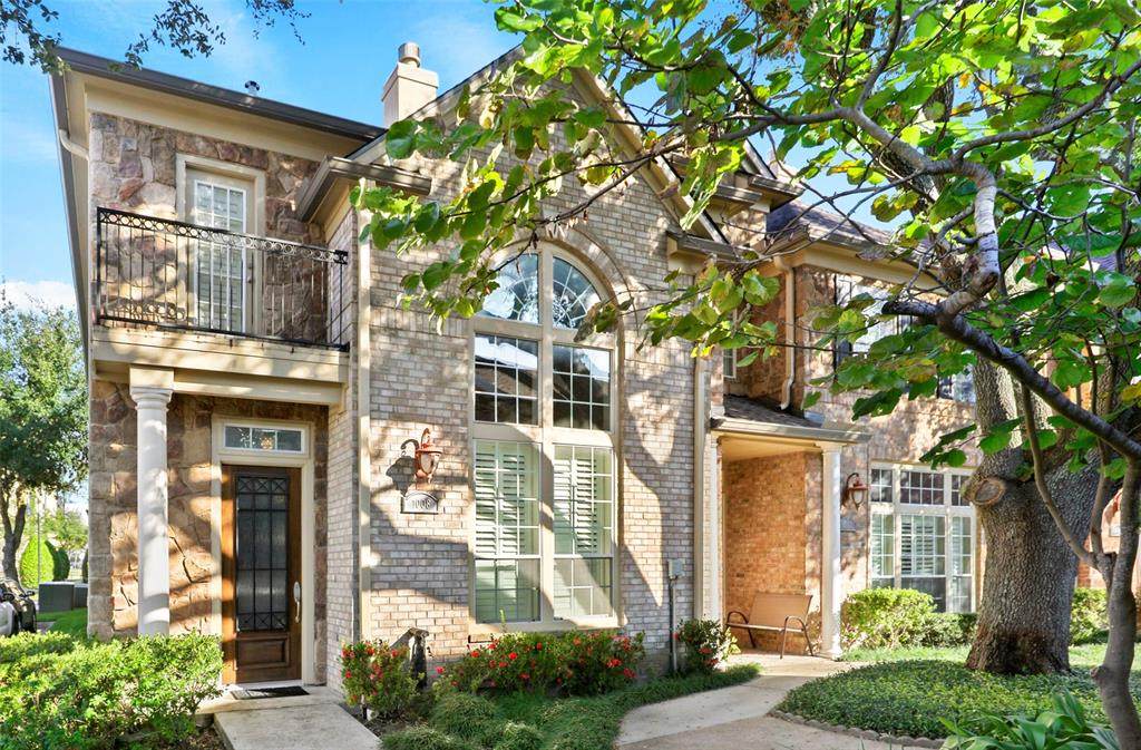 1008 Memorial Village Drive - Photo 1