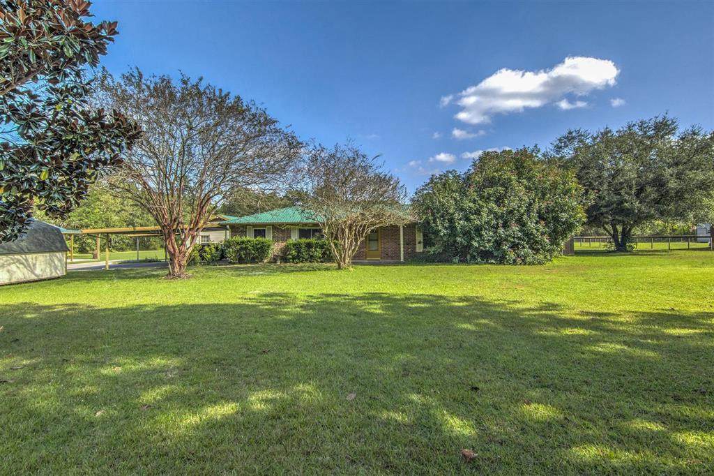 307 County Road 2192 - Photo 1