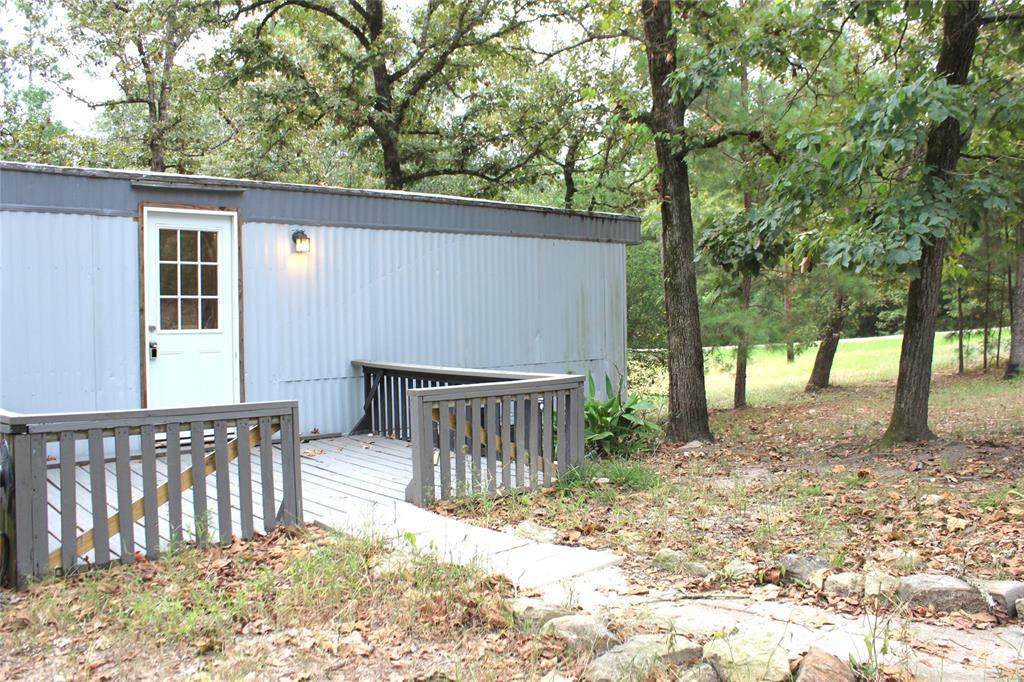 251 Oakdale Drive - Photo 1