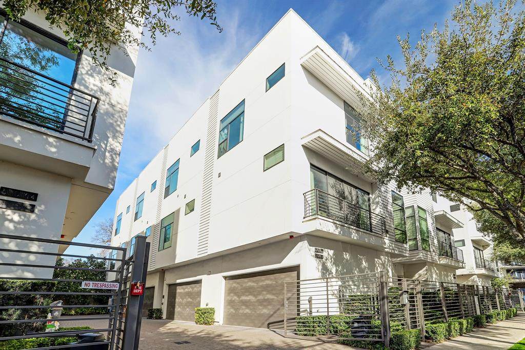 1004 California Street - Photo 1