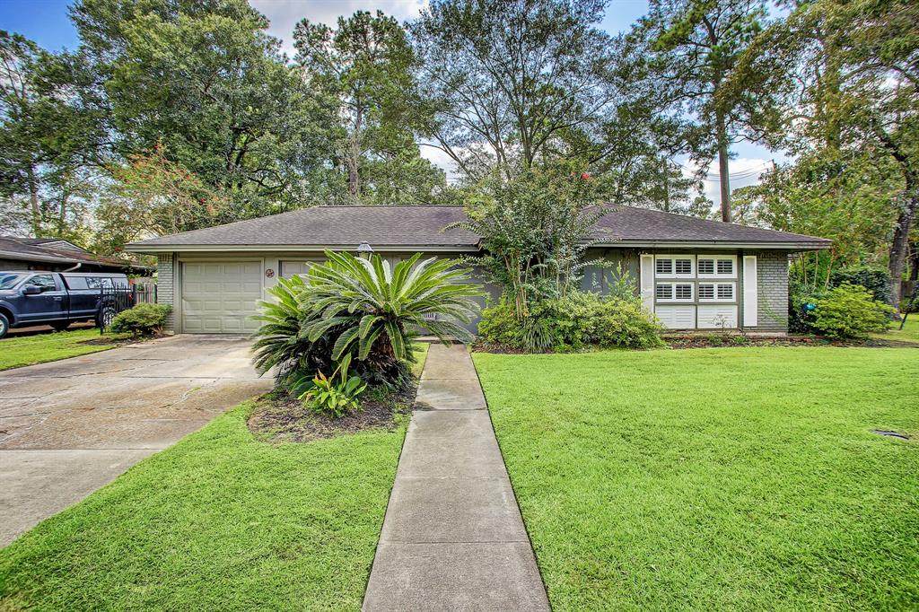 739 Azaleadell Drive - Photo 1