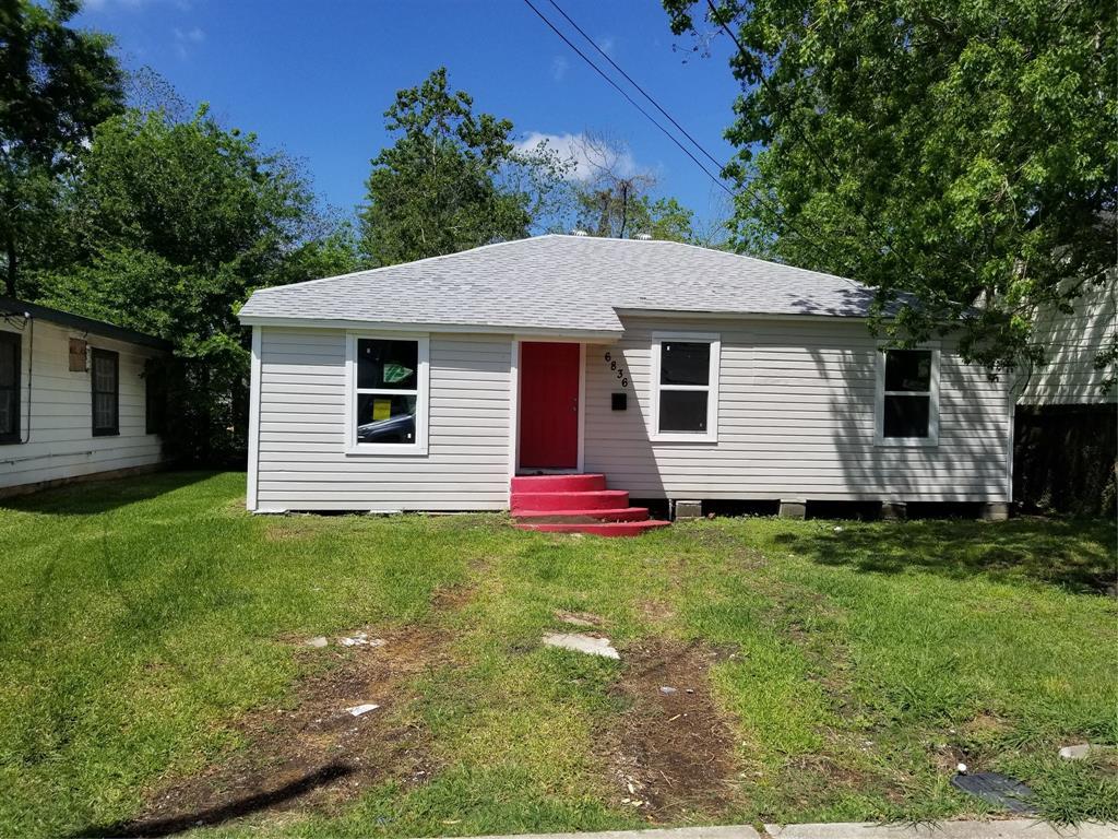 6836 England Street - Photo 1