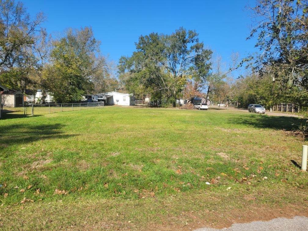 601 Earnest Carrington Sr Avenue - Photo 1