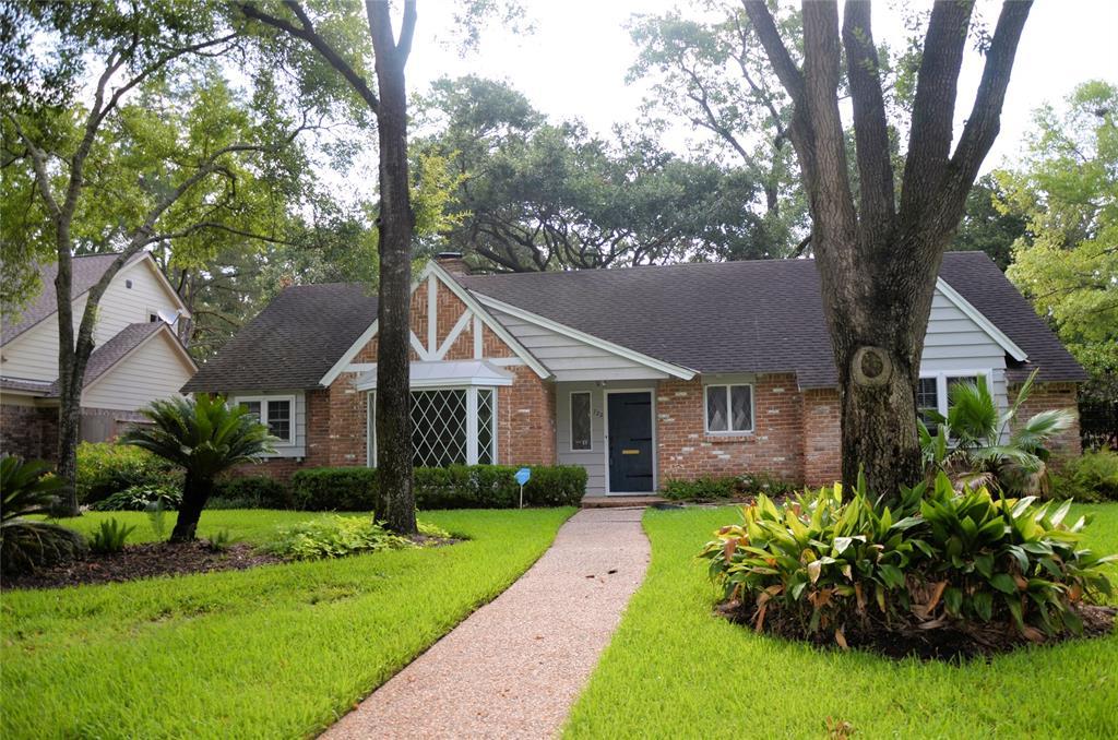 722 Wax Myrtle Lane - Photo 1