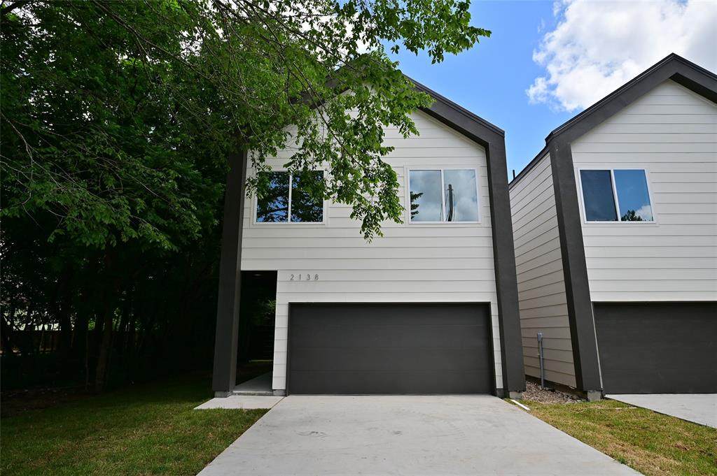 2138 Wavell Street - Photo 1