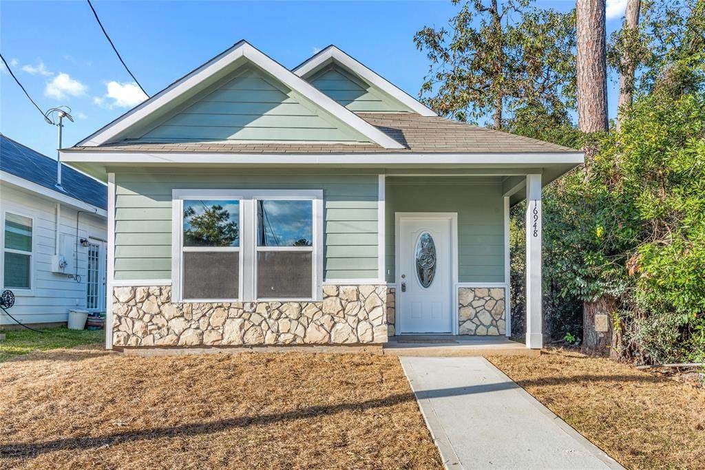 16948 Ivanhoe - Photo 1