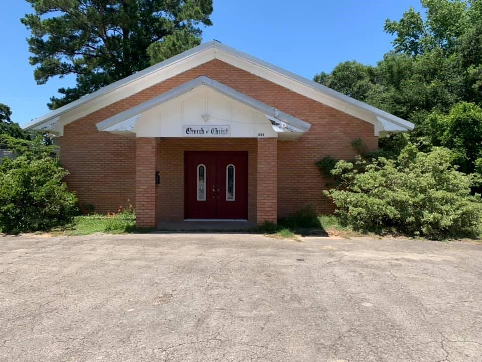 604 Pine Street - Photo 1