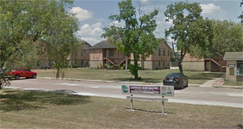 2200 N Adams Street - Photo 1