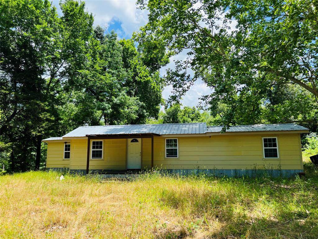 6454 Hwy 79 East - Photo 1