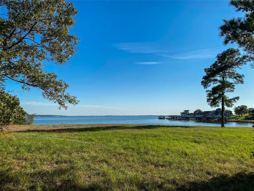 196 Waterfront Dr Drive - Photo 1