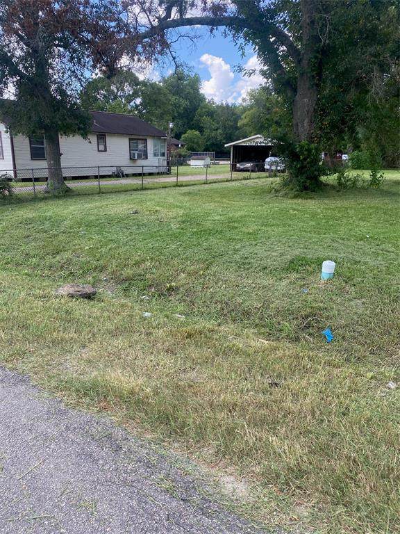 1720 Paul Quinn Street - Photo 1