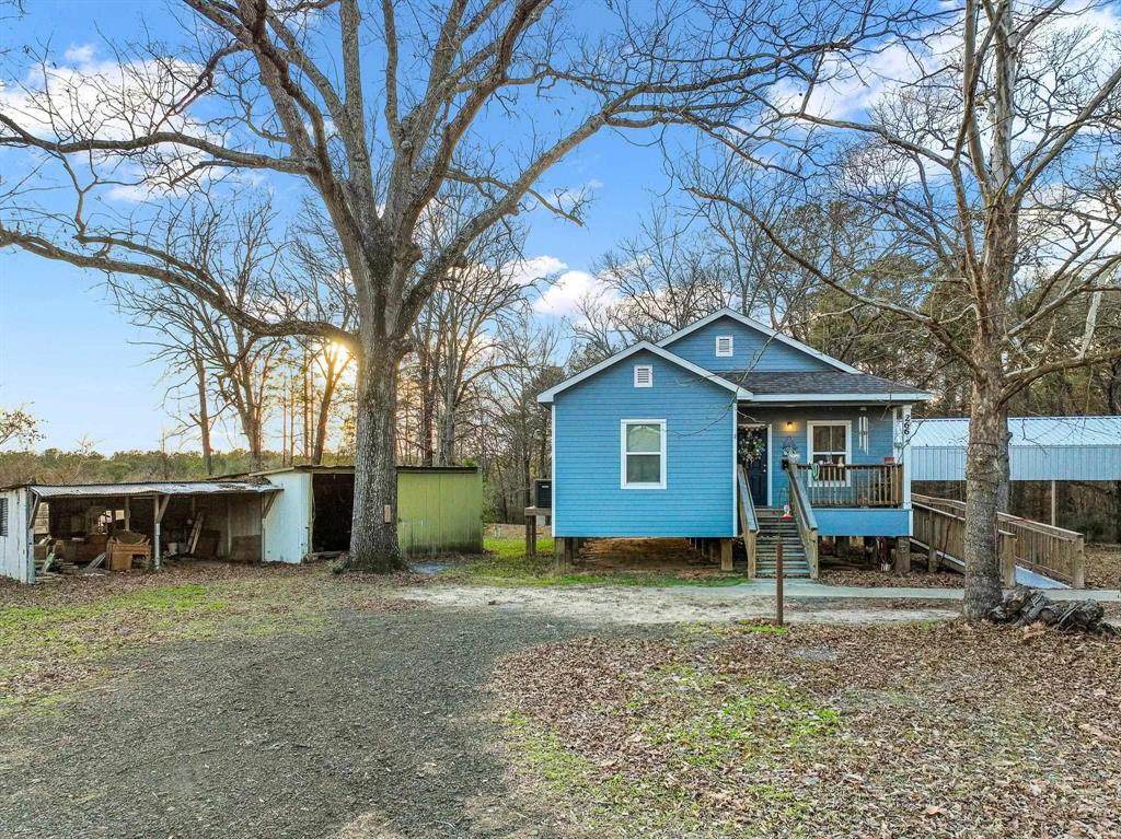 266 Joyce Street - Photo 1