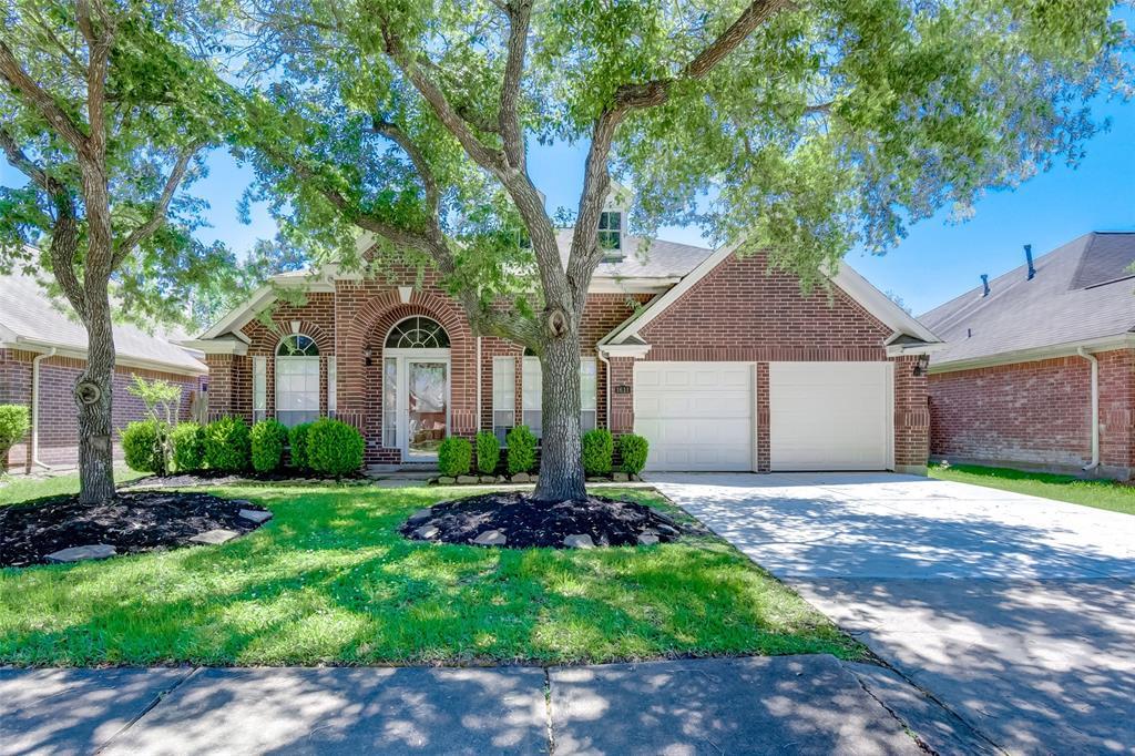 1611 Glacier Blue Drive - Photo 1