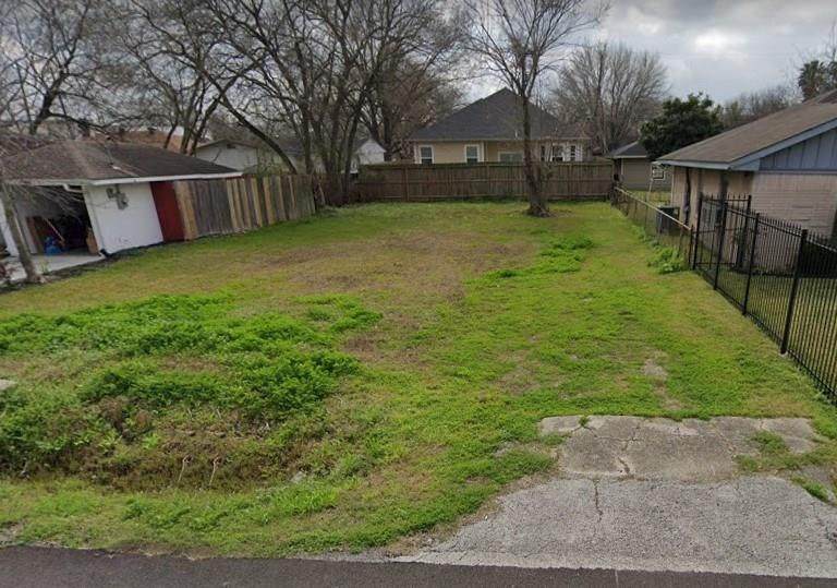 3818 Lehall Street - Photo 1