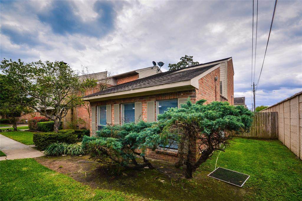 9262 Westwood Village Drive - Photo 1