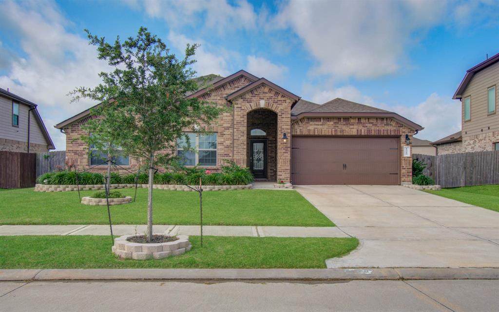 1219 Lakes Edge Lane - Photo 1