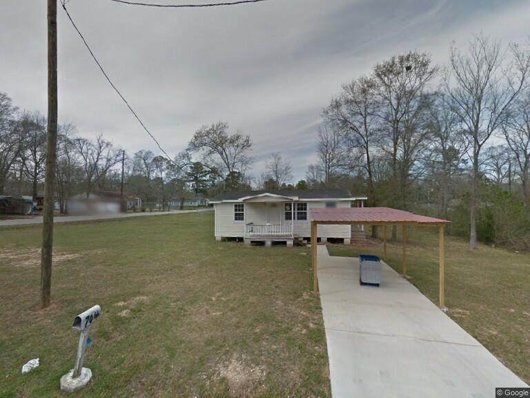 704 College Street - Photo 1