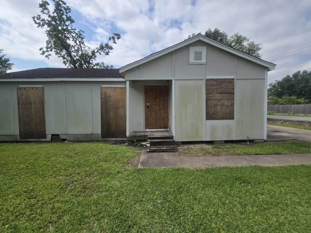 7502 Bywood Street - Photo 1