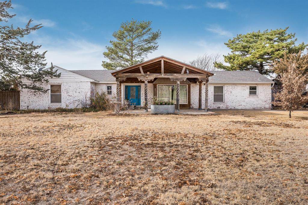 200 Avondale Street - Photo 1