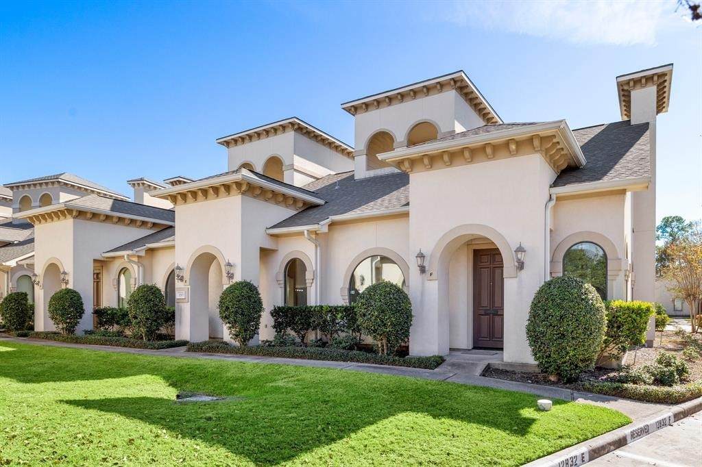 12832 Willow Centre Drive - Photo 1